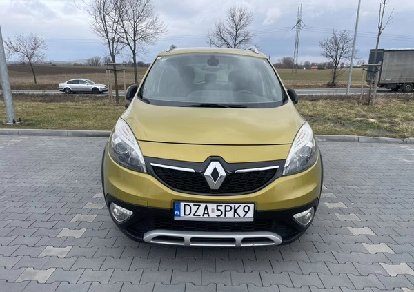 Renault Scenic cena 25700 przebieg: 239000, rok produkcji 2013 z Tuchów małe 121